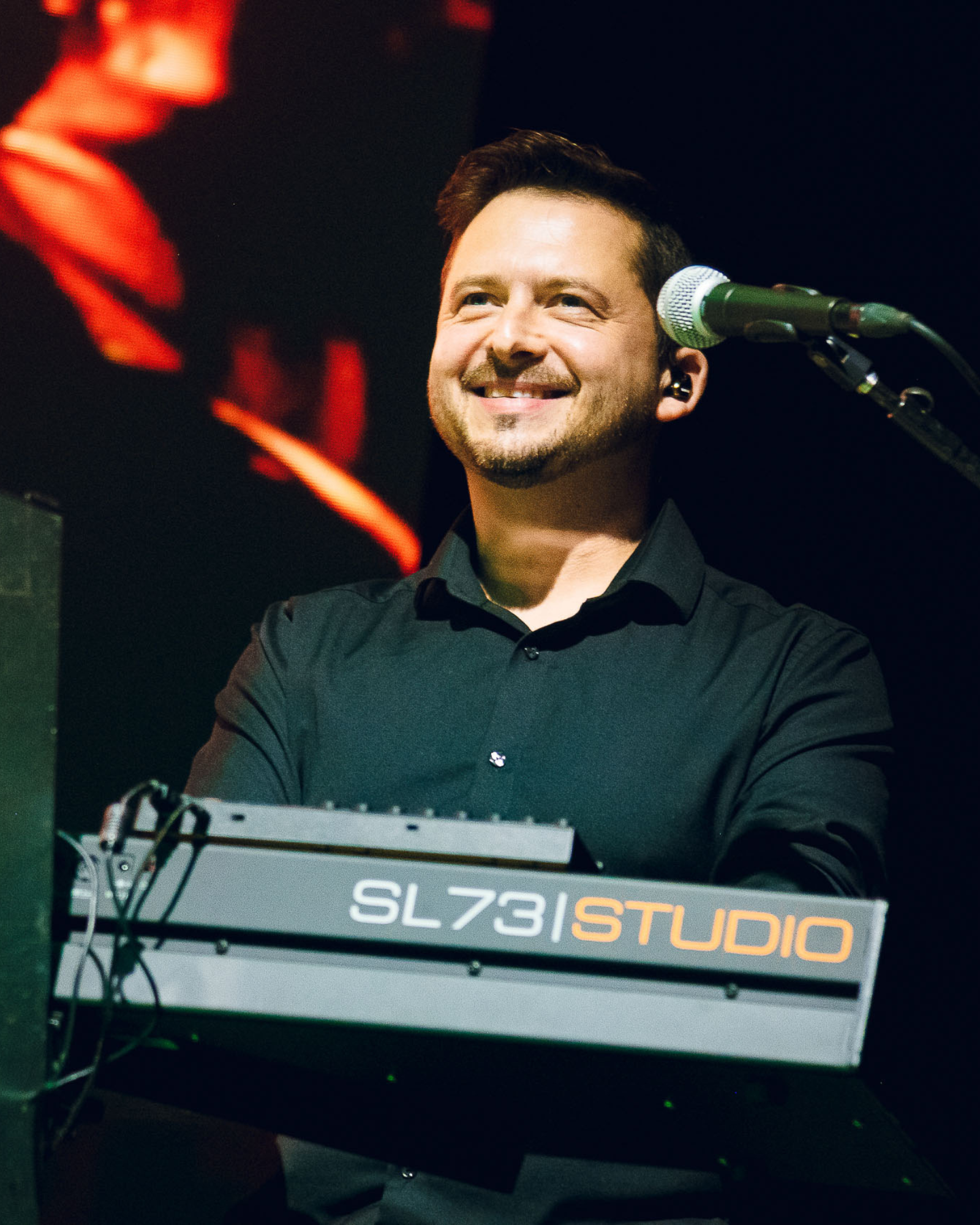 Chema Menéndez · Saxofonista y Pianista