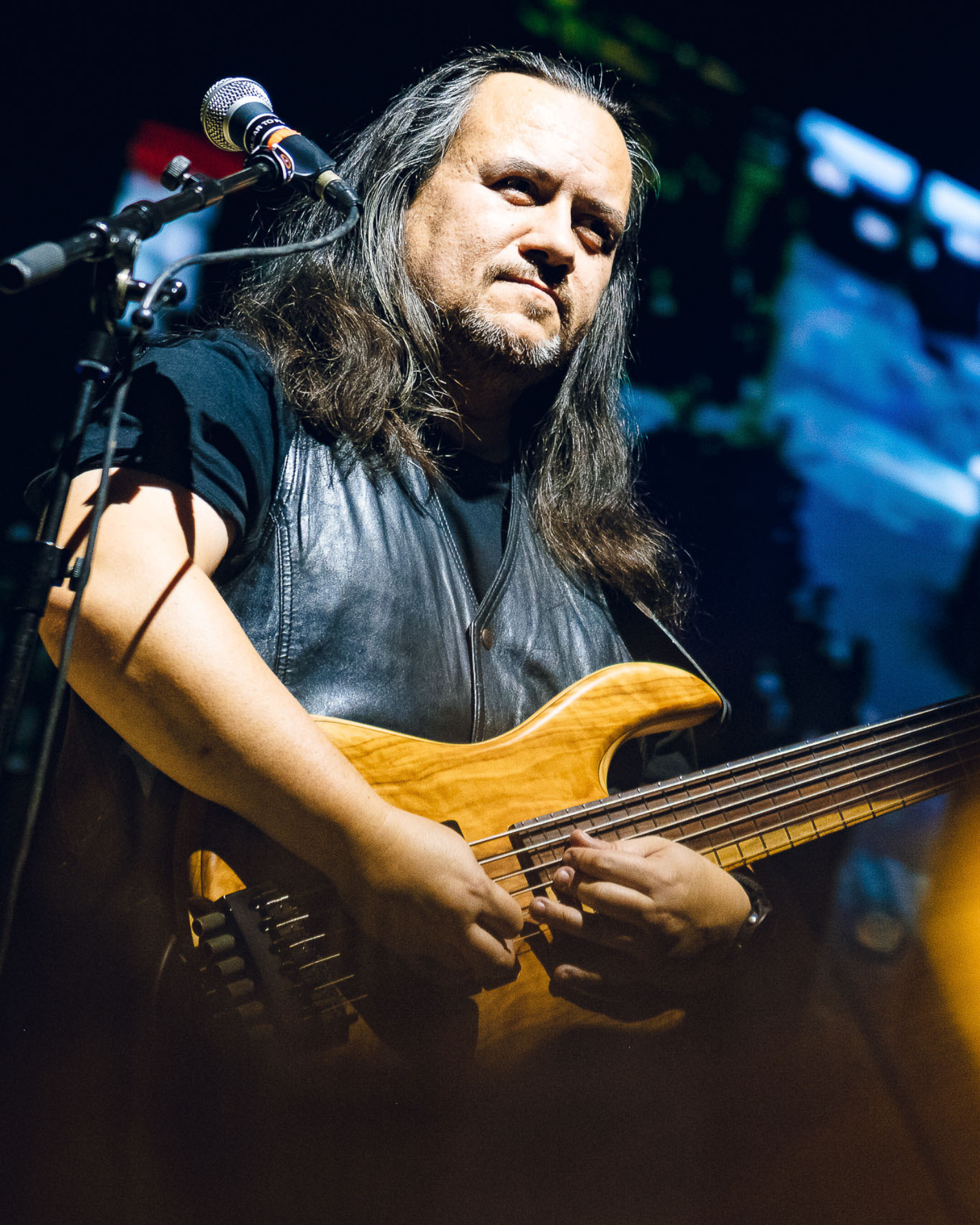Javier de Coupaud · Bajista y Vocalista